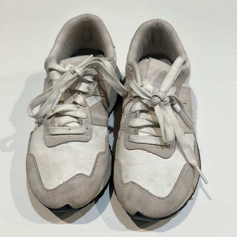 New Balance Cream and Gray Sneakers